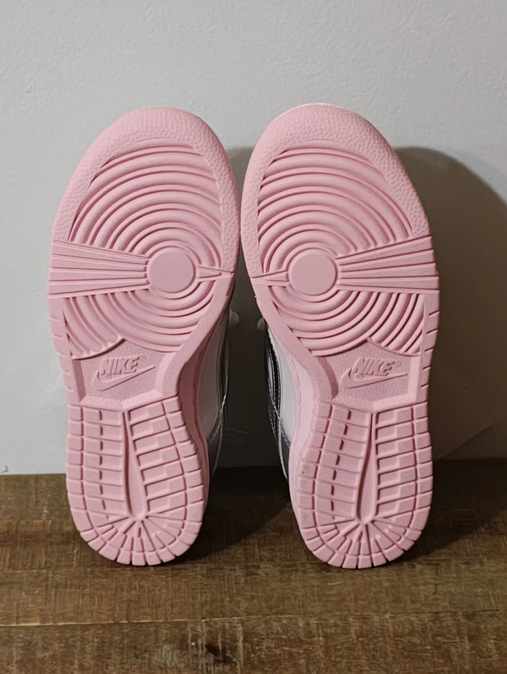 Nike Dunk Low LX 'Metallic Silver Pink Foam' Kid's Size 4Y / Women's 5.5